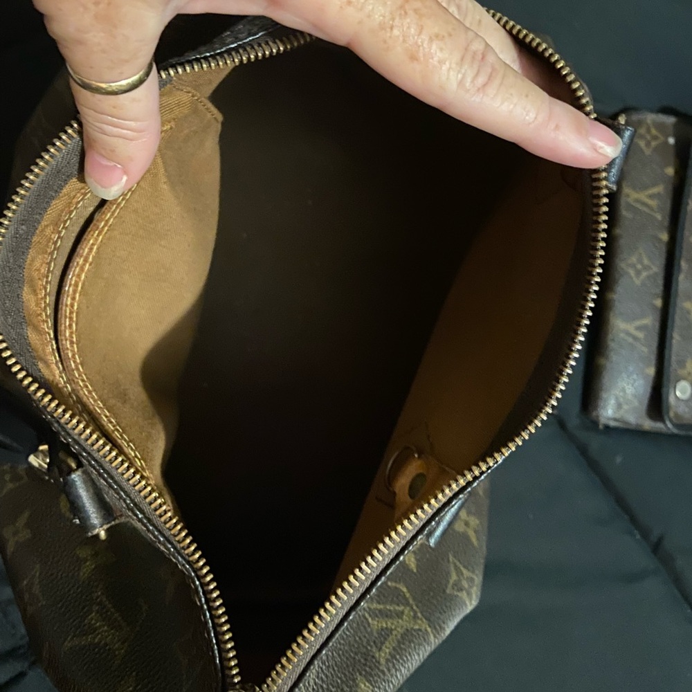 Louis Vuitton Speedy 30
